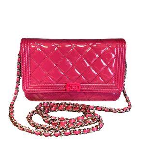 CHANEL pink patent BOY WOC BAG